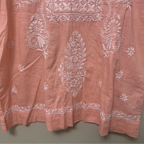 Roller Rabbit Faith Embroidered Cotton Top Size Medium Peach Coral White - Picture 4 of 9